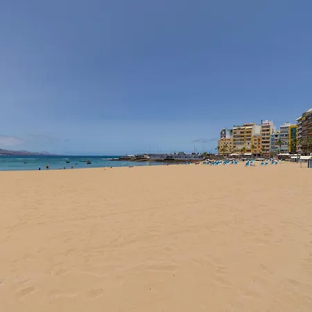 On Playa De Canteras